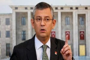 CHP milletvekilleri, İ&ccedil;işleri Bakanı S&uuml;leyman Soylu&rsquo;nun &ldquo;D&uuml;n İ&ccedil;işleri Bakanlığı &ouml;n&uuml;ne