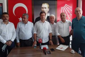 Bergama ile başlayan saha &ccedil;alışmasının ikinci turunda il&ccedil;e başkanlığı binasında