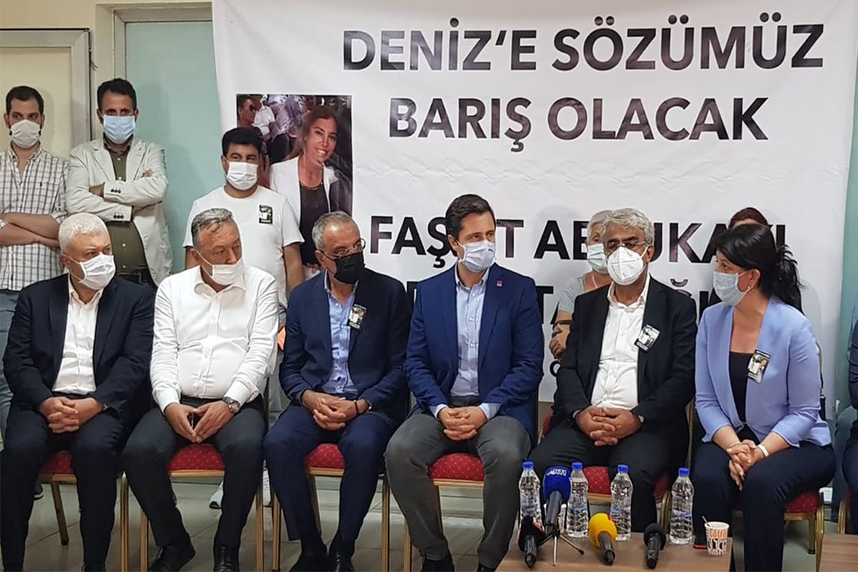 Cumhuriyet Halk Partisi (CHP) İzmir İl Başkanı ve İzmir milletvekilleri
