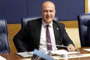 CHP İzmir Milletvekili Avukat Murat Bakan&rsquo;dan kamuda &ccedil;alışanların ikinci bir