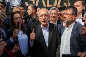 CHP Genel Başkan Yardımcısı B&uuml;lent Tezcan başkanlığındaki CHP Heyeti; yarın