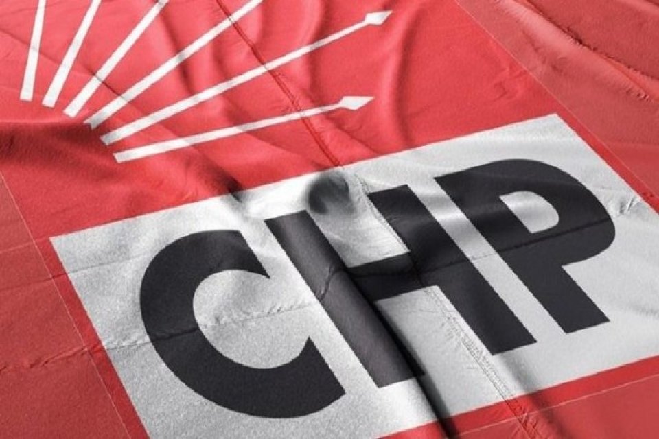 CHP İzmir İl Disiplin Kurulu,&nbsp; İhra&ccedil;ları istenen eski il&ccedil;e başkanı