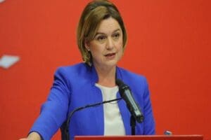 CHP Genel Sekreteri&nbsp;Selin Sayek B&ouml;ke,&nbsp;"Liyakat ile siyaseti besleyen b&uuml;rokratik yapıyı