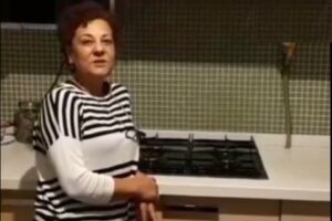 CHP Güzelbahçe İlçe Başkanlığı, “Bugün evde yemek yapmıyorum. Esnafa sipariş