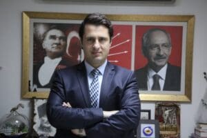 Cumhuriyet Halk Partisi (CHP) İzmir İl Başkanı Deniz Y&uuml;cel, AK