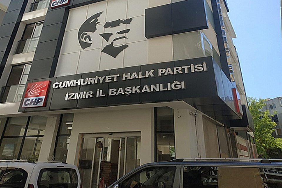Cumhuriyet Halk Partisi (CHP) İzmir İl Başkanlığı'nın yeni il binası