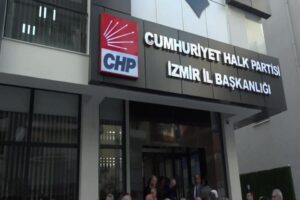 Görevinden milletvekilliği aday adaylığı için istifa etmesine kesin gözüyle bakılan