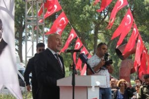 Cumhuriyet Halk Partisi (CHP) İzmir B&uuml;y&uuml;kşehir Belediyesi Başkanı (İBB) Tun&ccedil;