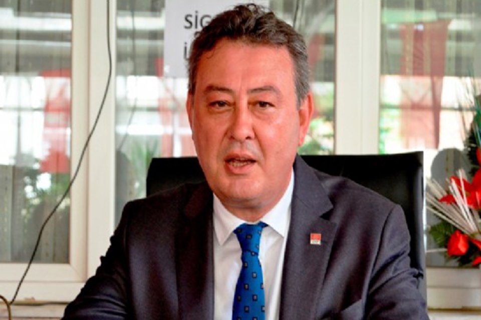 Cumhuriyet Halk Partisi'nde beklenen istifa gerçekleşti. Muharrem İnce'nin Memleket Hareketi