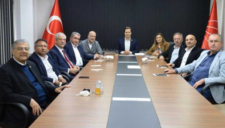 CHP İzmir'de milletvekilleri zirvesi: Genel başkan ziyareti sonrası sahaya inecekler