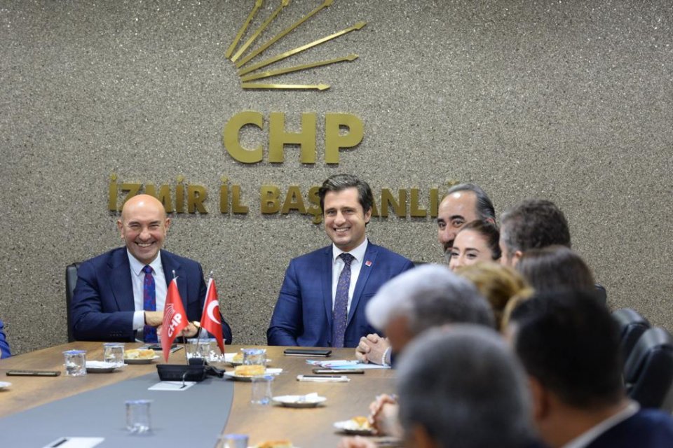 İl Başkanı Deniz Yücel’in milletvekili aday adayı olmak için görevinden