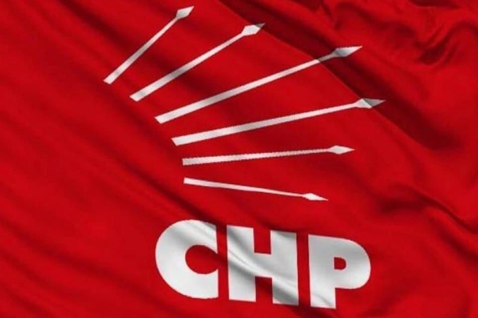 Depremin hemen ardından il başkanlığı b&uuml;nyesinde oluşturulan koordinasyon masasının, t&uuml;m