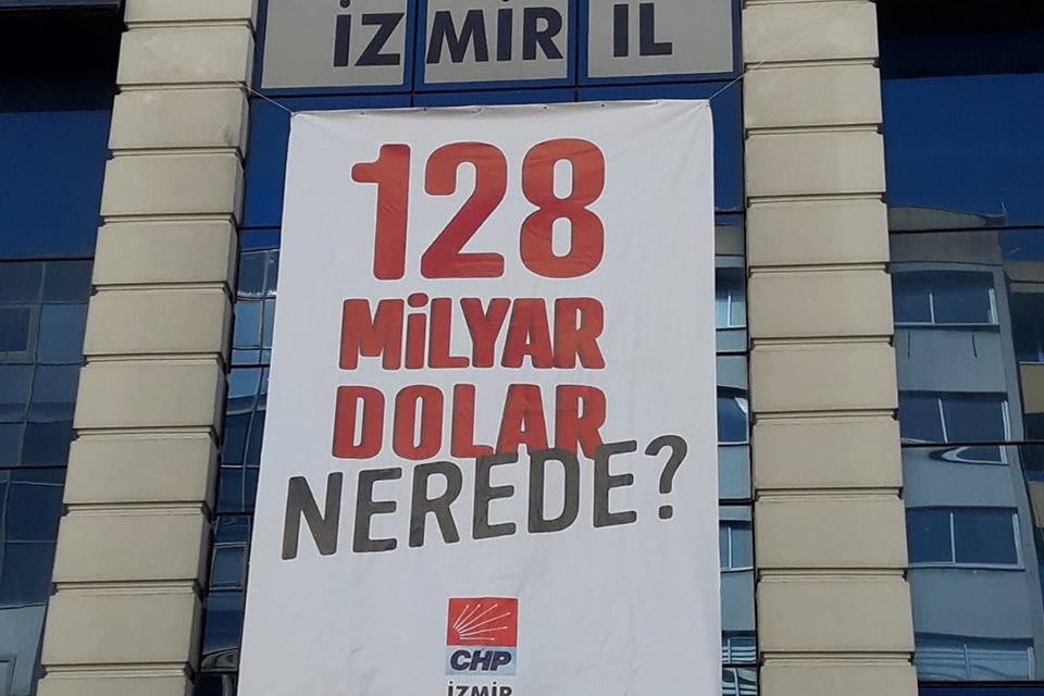 CHP İzmir İl Başkanlığı binasına Merkez Bankası rezervlerinden 128 milyar