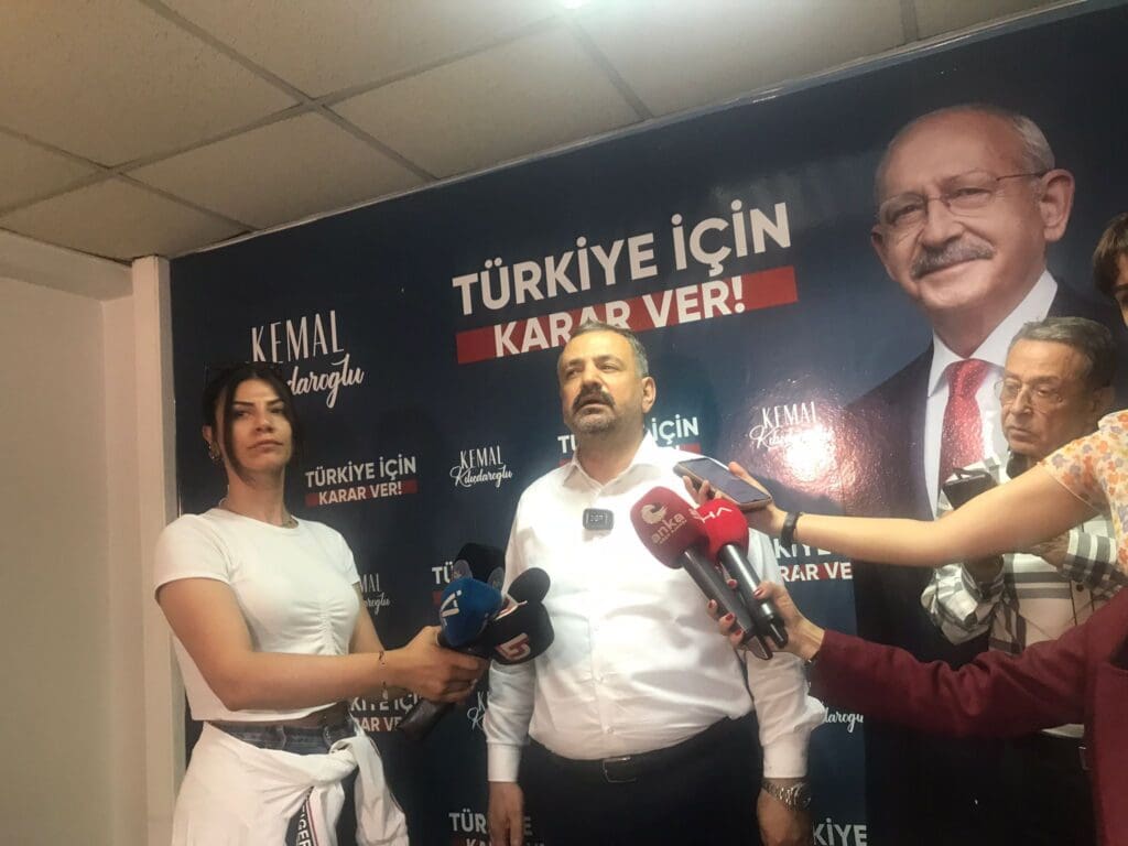 CHP İzmir İl Başkanı Aslanoğlu, İzmir'deki oy oranını açıkladı: 'Kılıçdaroğlu'nun oyları artacaktır'