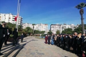 Cumhuriyet Halk Partisi (CHP) Karabağlar İl&ccedil;e Başkanlığı, Cumhuriyetimizin kurucusu Mustafa