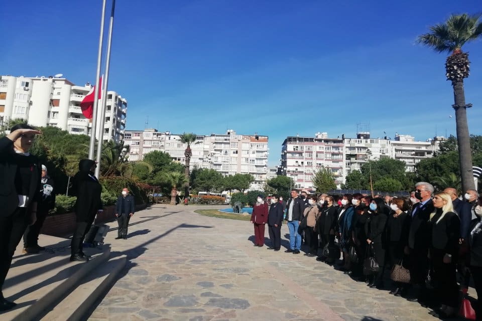 Cumhuriyet Halk Partisi (CHP) Karabağlar İl&ccedil;e Başkanlığı, Cumhuriyetimizin kurucusu Mustafa