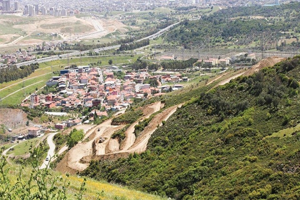 CHP Karabağlar İl&ccedil;e Başkanlığı ve CHP'li meclis &uuml;yeleri Karabağlar'da İzmir