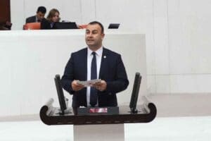 Cumhuriyet Halk Partisi (CHP) Parti Meclisi (PM) &Uuml;yesi ve İzmir
