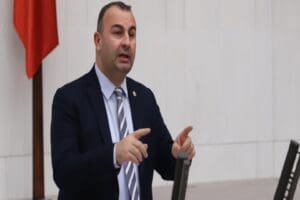 "Buca betona değil yeşile kavuşmalı" diyen CHP İzmir Milletvekili Arslan,