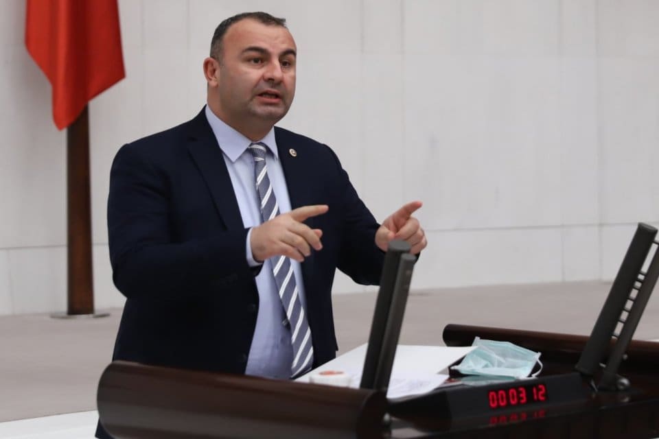 CHP PM &Uuml;yesi ve İzmir Milletvekili Ednan Arslan, Bayraklı Şehir