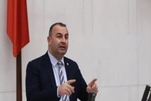 &Ccedil;evre, Şehircilik ve İklim Değişikliği Bakanı Murat Kurum&rsquo;a seslenen CHP