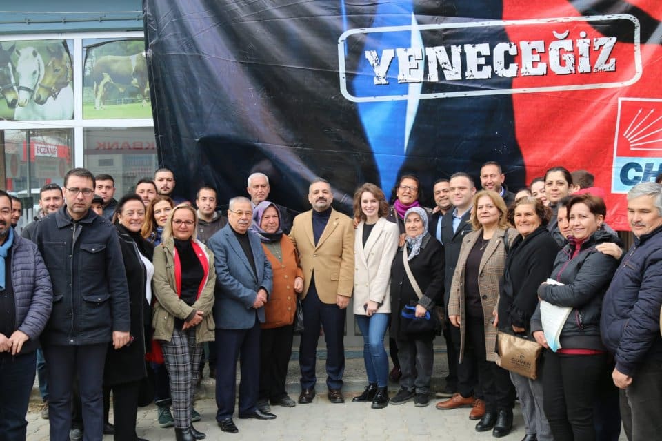 Cumhuriyet Halk Partisi İzmir İl Başkanı Şenol Aslanoğlu, T&uuml;rkiye&rsquo;nin kader