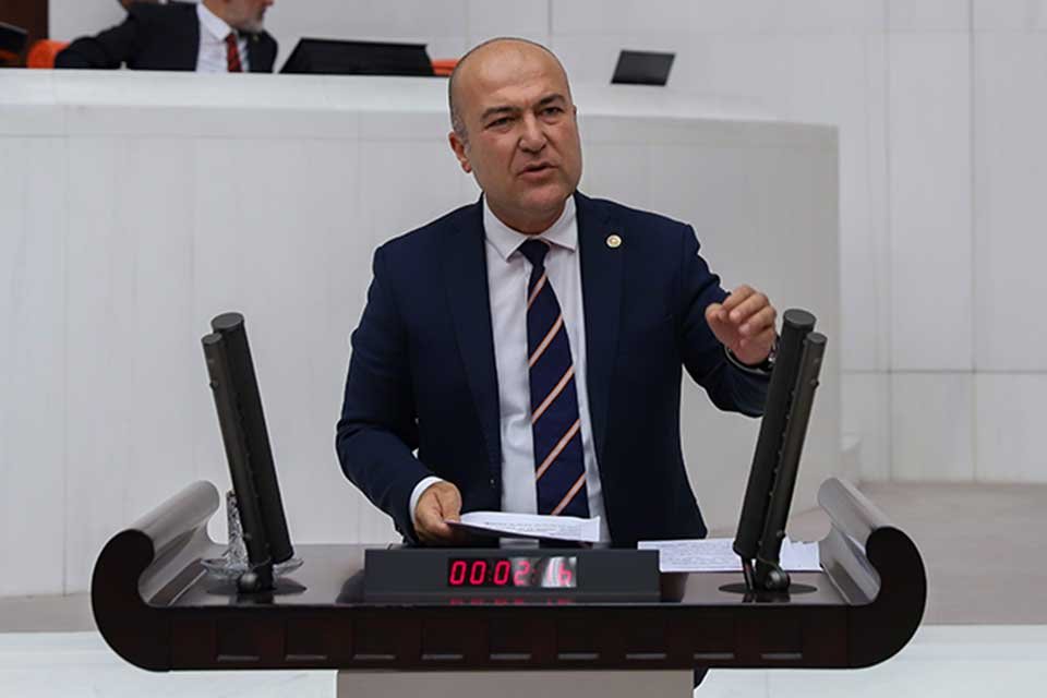 &Ccedil;evre Komisyonu CHP S&ouml;zc&uuml;s&uuml; İzmir Milletvekili Murat Bakan, &Ccedil;evre ve