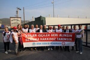CHP İzmir Milletvekili Murat Bakan, sendikalı oldukları i&ccedil;in işten &ccedil;ıkarılan