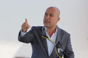 Yangın s&ouml;nd&uuml;rme u&ccedil;aklarının sayısının yetersizliği ve THK'nın kullanılmayan u&ccedil;akları tartışılmaya