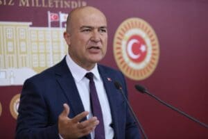 Y&uuml;ksek Askeri Şura (YAŞ) bug&uuml;n toplanıyor. CHP İzmir Milletvekili Murat