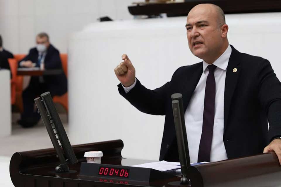 K&uuml;lt&uuml;r ve Turizm Bakanlığı, Kyme Antik Kenti&rsquo;nin SİT sınırlarında yapılan