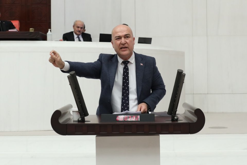 Asbestli olduğu iddia edilen “NAe São Paulo” isimli uçak gemisinin