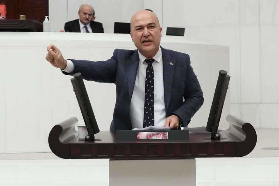 CHP İzmir Milletvekili Murat Bakan, Kemeraltı esnafının girdiği ekonomik &ccedil;ıkmaza