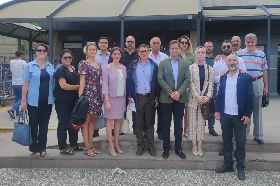 İzmir'de, cami hoparlörlerinden müzik yayınına ilişkin sosyal medya paylaşımları nedeniyle