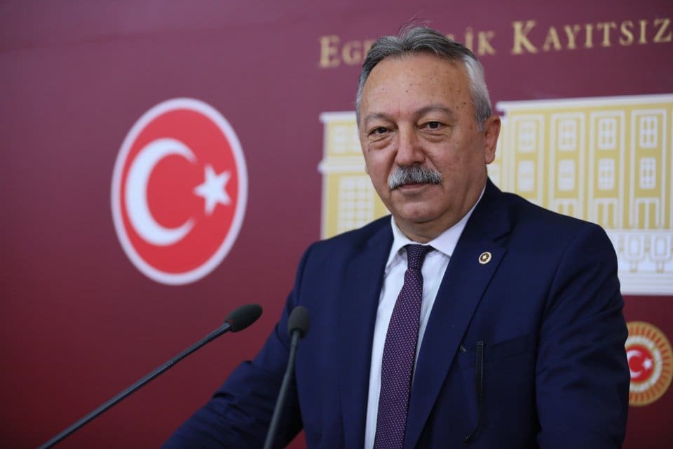 CHP İzmir Milletvekili Tacettin Bayır, Ticaret Bakanı Mehmet Muş&rsquo;un eyl&uuml;l