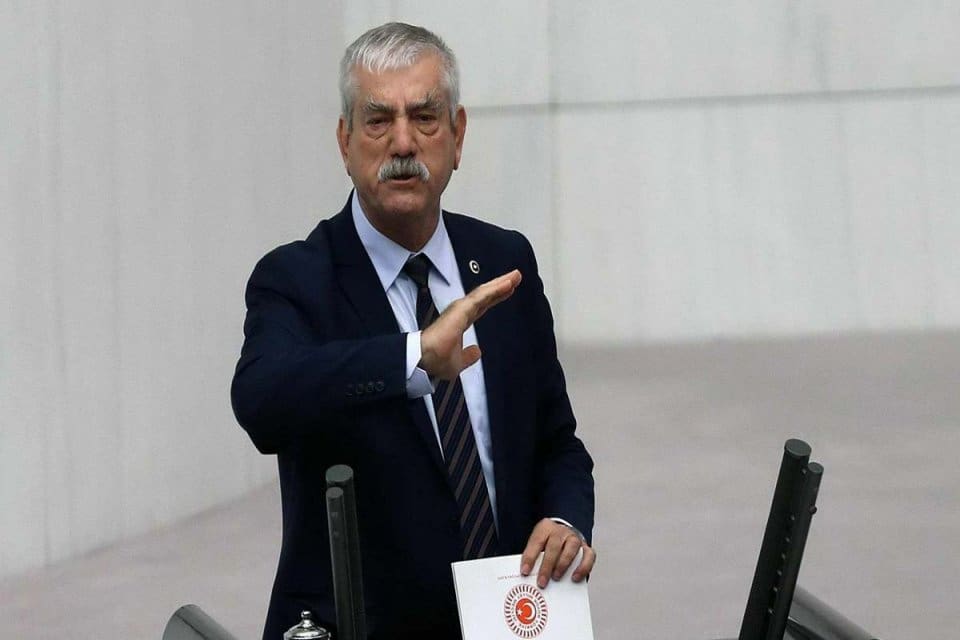 Plan ve B&uuml;t&ccedil;e Komisyonu&rsquo;nda &Ccedil;alışma ve Sosyal G&uuml;venlik Bakanı&rsquo;na Emeklilikte