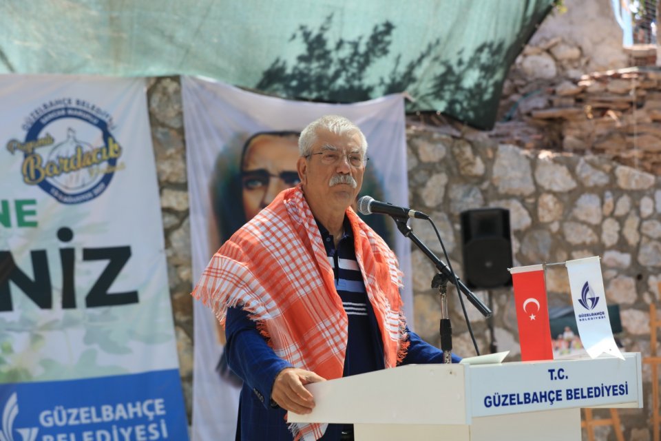 Güzelbahçe Payamlı’da geçen yıl kaybettiğimiz İzmir aşığı Sancar Maruflu’nun adıyla