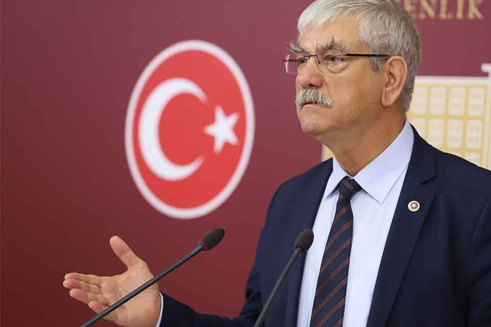 A&ccedil;lık sınırı altında maaş alan, sendikal hakları ellerinden alınan, işsizlerden