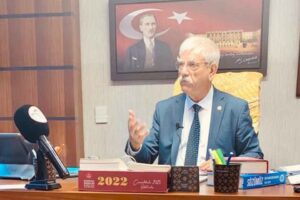 Cumhuriyet Halk Partisi (CHP) İzmir Milletvekili Kani Beko, asgari ücrete