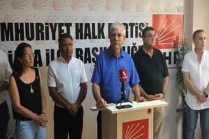 AK Parti iktidarına&nbsp;y&ouml;nelttikleri ve kamuoyunu bilgilendirilmesi i&ccedil;in sorular sorulduğunu ama