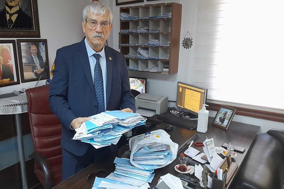 CHP İzmir Milletvekili Kani Beko, İzmir&rsquo;de yaptığı ziyaretler kapsamında misafir