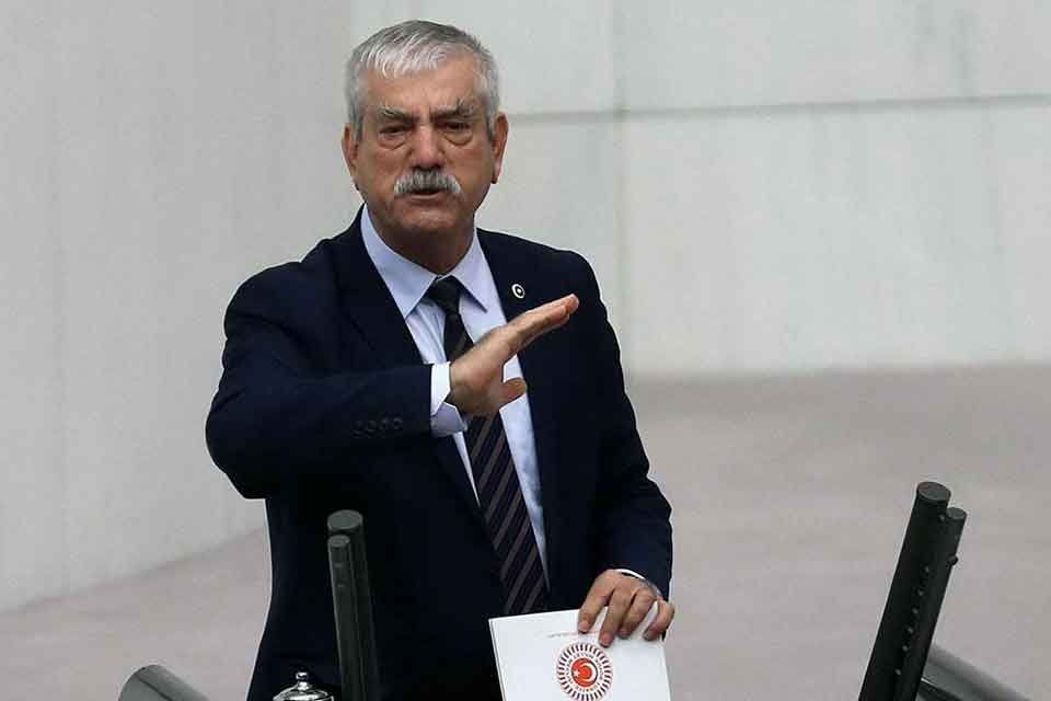 CHP İzmir Milletvekili Kani Beko, Meclis Genel&nbsp;Kurulu&rsquo;nda&nbsp;yaptığı konuşmada Erdoğan'ın "Muhalefet