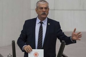 CHP İzmir Milletvekili Kani Beko, 9 aylık &ccedil;alışma d&ouml;nemini kapsayan,