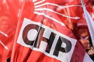 S&ouml;zc&uuml; yazarı Saygı &Ouml;zt&uuml;rk, T&uuml;rkiye Belediyeler Birliği'nde (TBB) CHP&rsquo;li belediyelerin