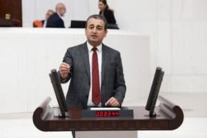 CHP Milletvekili Burhanettin Bulut, ila&ccedil; avro kurunun g&uuml;ncellenmesinin ge&ccedil;ici olarak