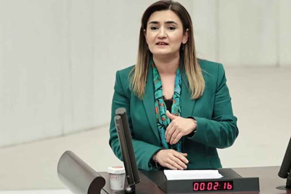 CHP İzmir Milletvekili ve TBMM Başkanlık Divanı Katip Üyesi Av.