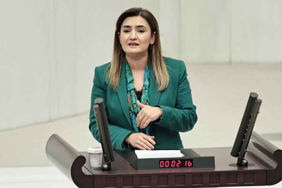 CHP İzmir Milletvekili ve TBMM Başkanlık Divanı Üyesi Av. Sevda