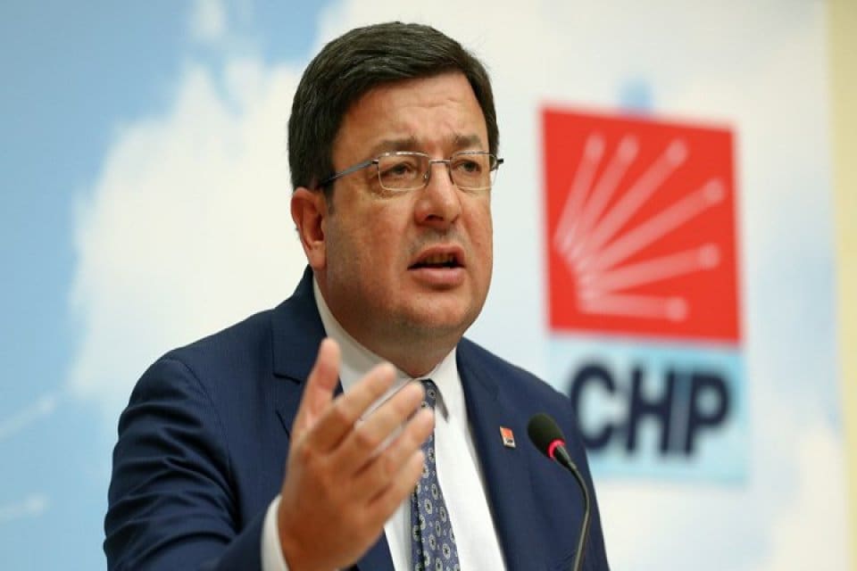 CHP Genel Başkan Yardımcısı Muharrem Erkek, partisinin İstanbul İl Başkanı