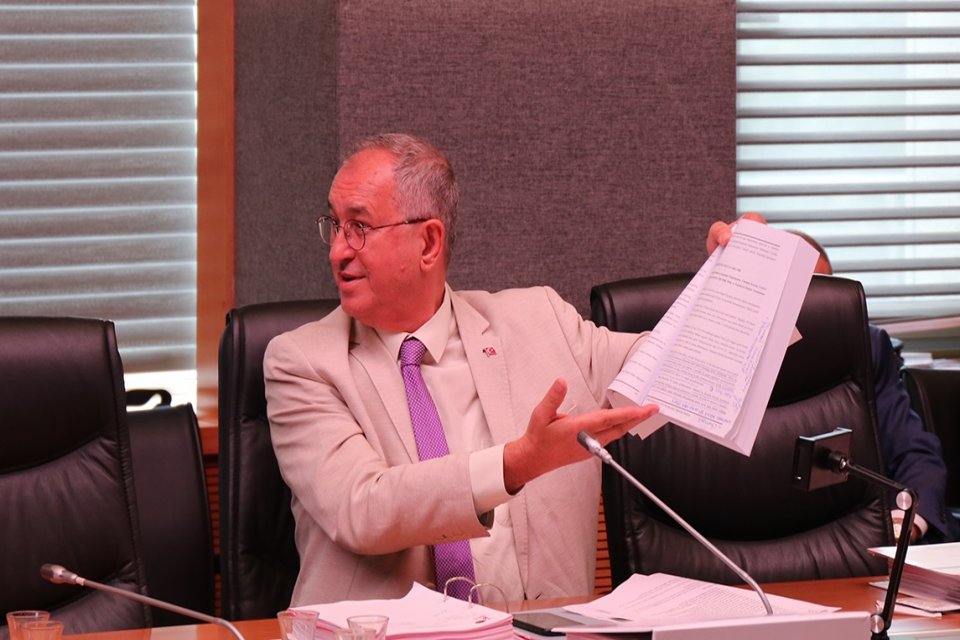 Cumhuriyet Halk Partisi (CHP) İzmir Milletvekili Atila Sertel, 45 yılı