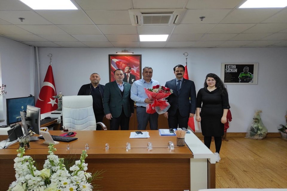 Cumhuriyet Halk Partisi (CHP) Konak İl&ccedil;e Başkanı &Ccedil;ağrı Gruş&ccedil;u, T&uuml;rk